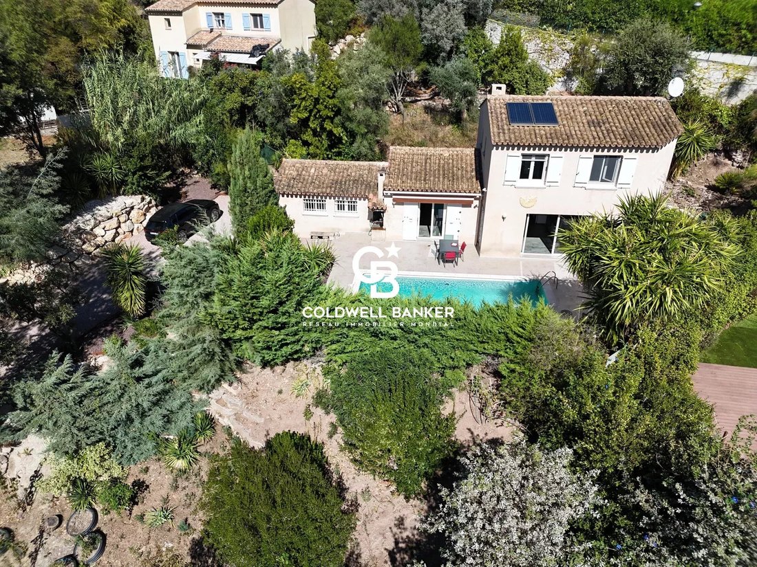 House in Les Adrets-de-l'Estérel, Provence-Alpes-Côte d'Azur, France 1 - 16289449