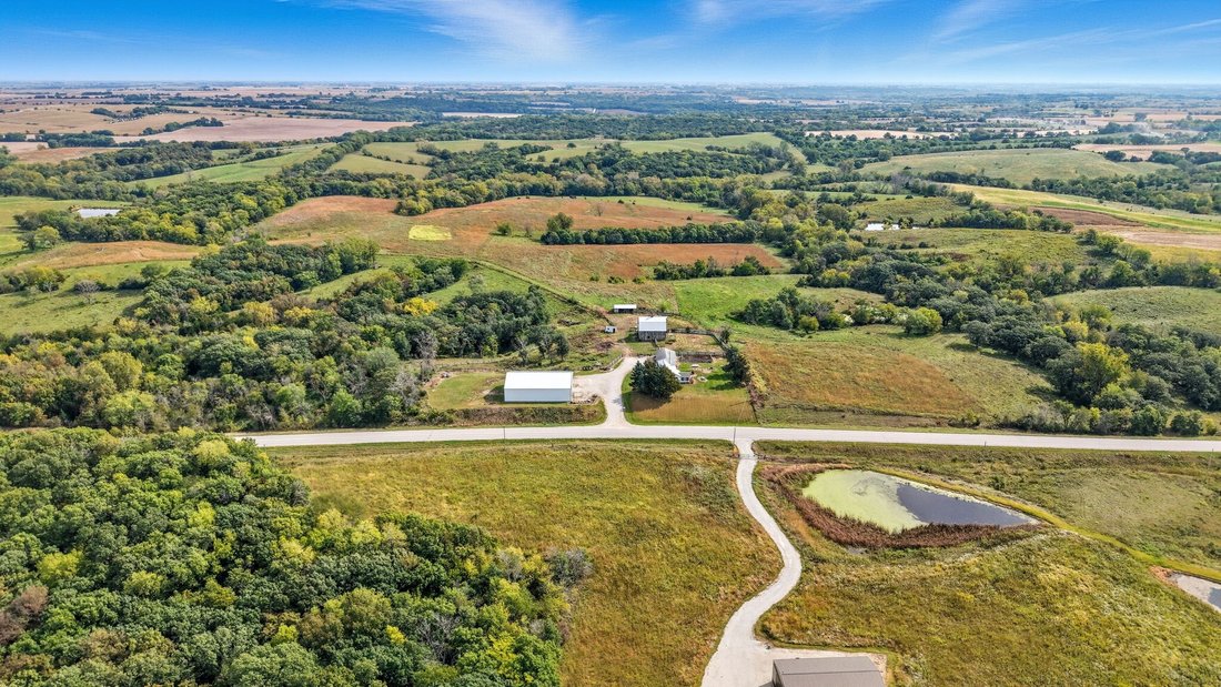 Land in Stuart, Iowa, United States 4 - 16292895