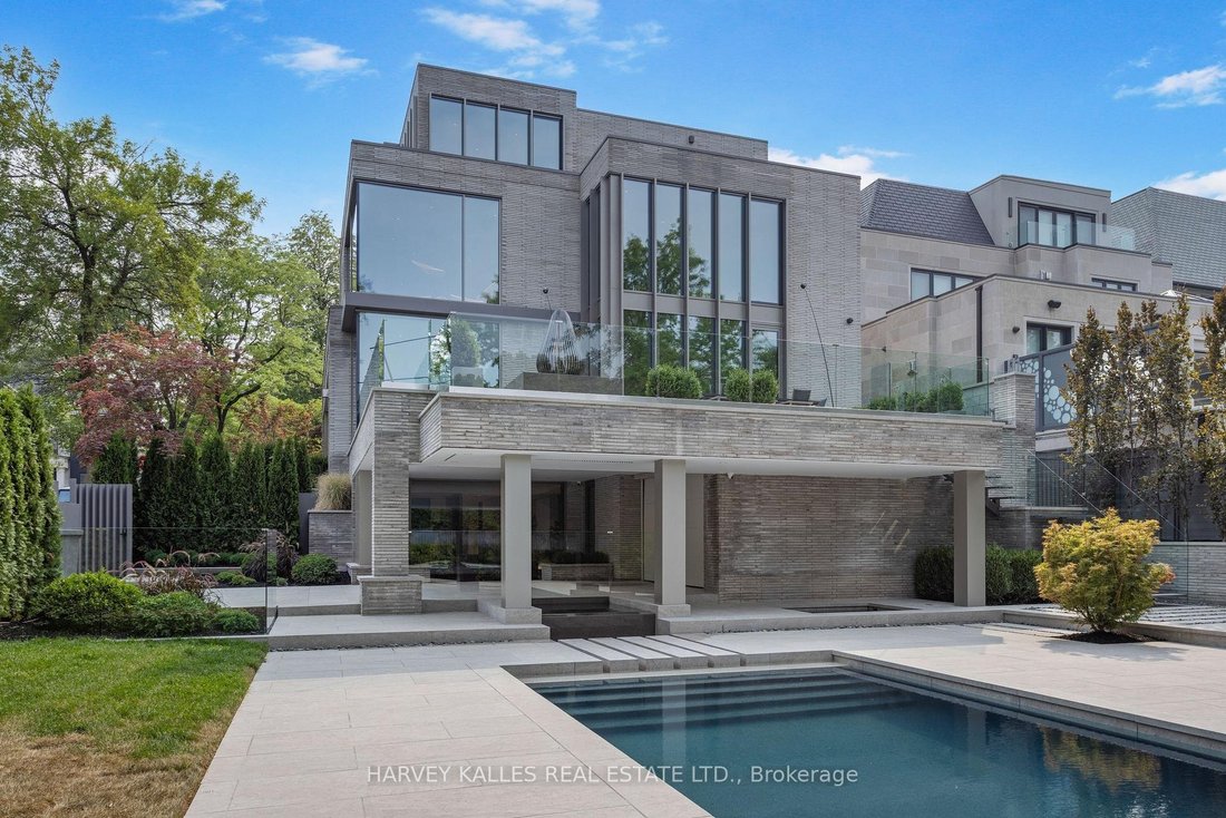 House in Toronto, Ontario, Canada 1 - 16294257