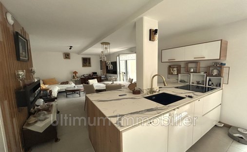 Apartment in Les Issambres, Roquebrune-sur-Argens, France 1