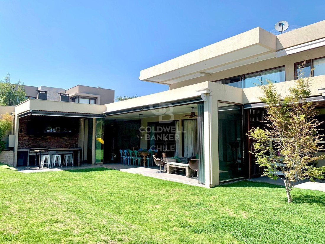 House in Lo Barnechea, Santiago Metropolitan Region, Chile 1 - 16295673
