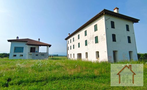 House in Susegana, Veneto, Italy 1