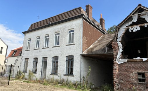 Farm Ranch in Phalempin, Hauts-de-France, France 1