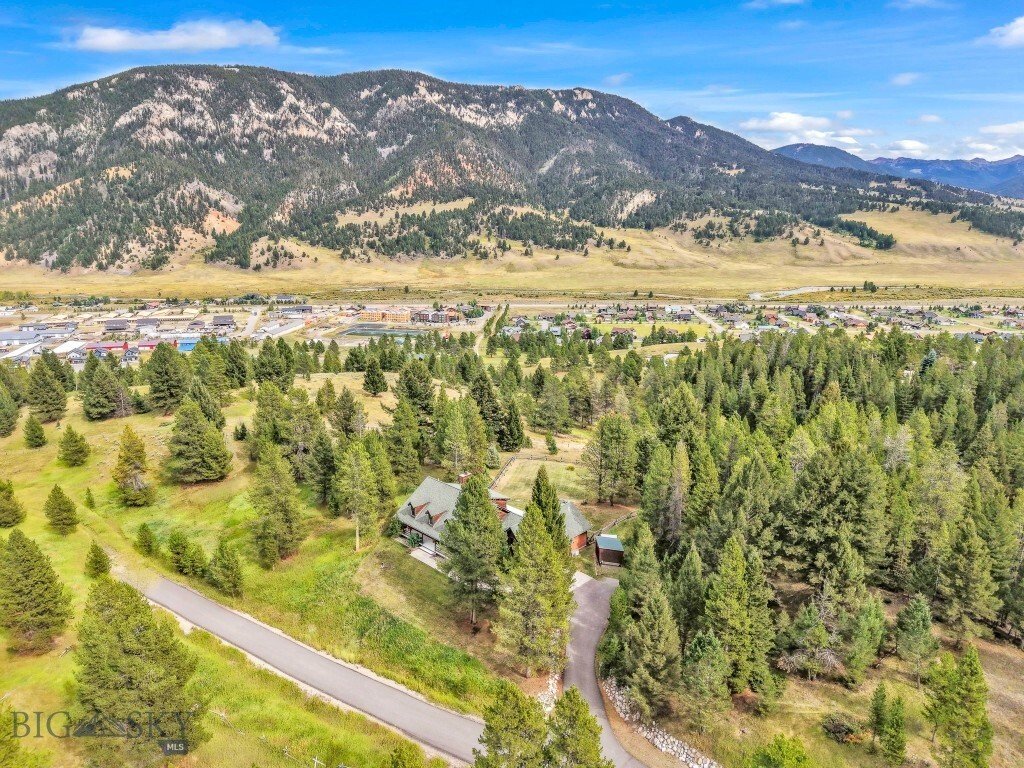 House in Gallatin Gateway, Montana, United States 2 - 16285211