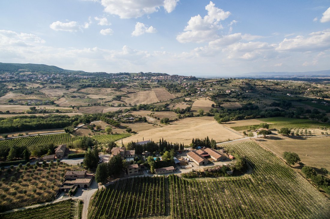 Estate in Chianciano Terme, Tuscany, Italy 5 - 16291296