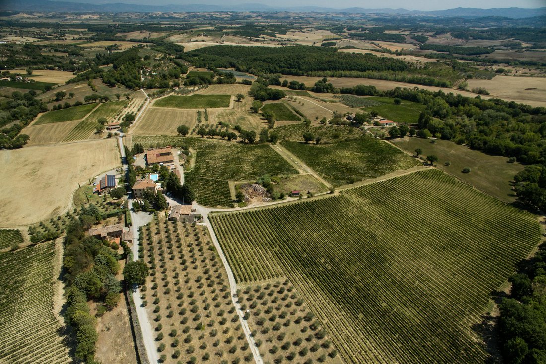 Estate in Chianciano Terme, Tuscany, Italy 2 - 16291296