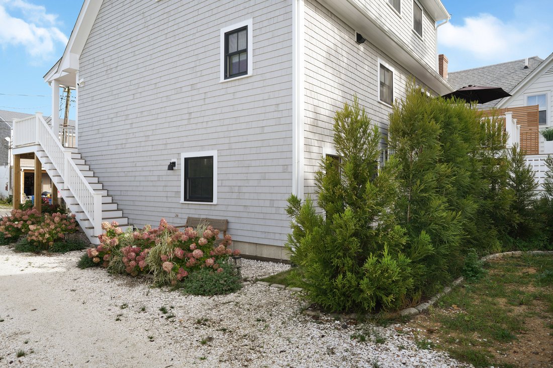 House in Oak Bluffs, Massachusetts, United States 3 - 16295861