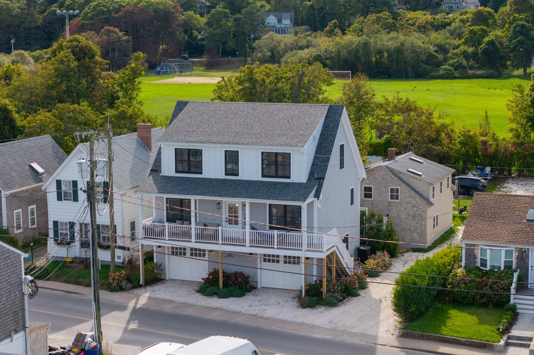 House in Oak Bluffs, Massachusetts, United States 1 - 16295861