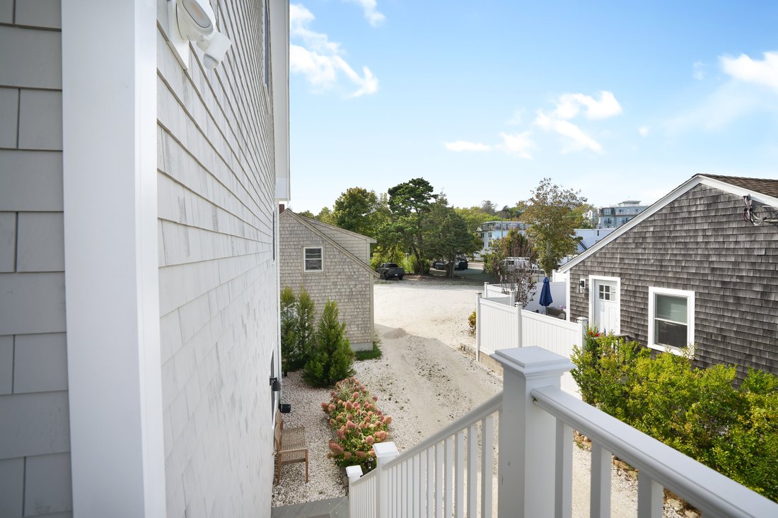 House in Oak Bluffs, Massachusetts, United States 4 - 16295861