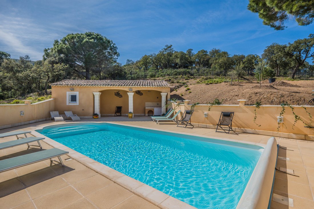 Villa in Ville-Les Saquedes-Le Bouillonnet, Sainte-Maxime, France 4 - 16297517
