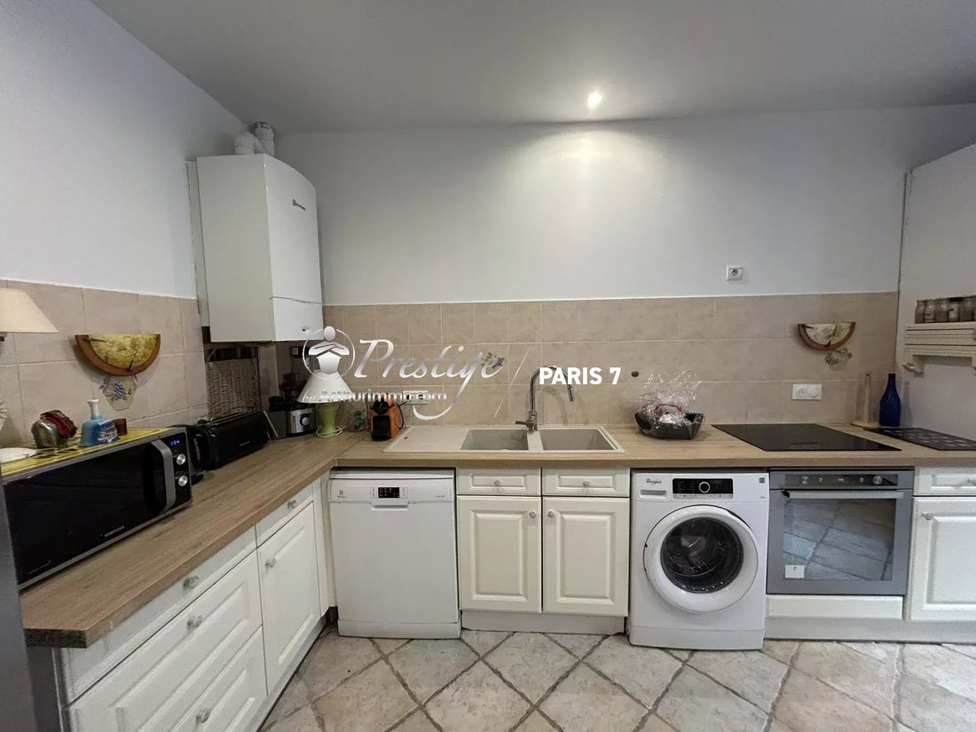 House in Grandes Carrières-Clichy, Paris 18e Arrondissement, Paris 5 - 16297728