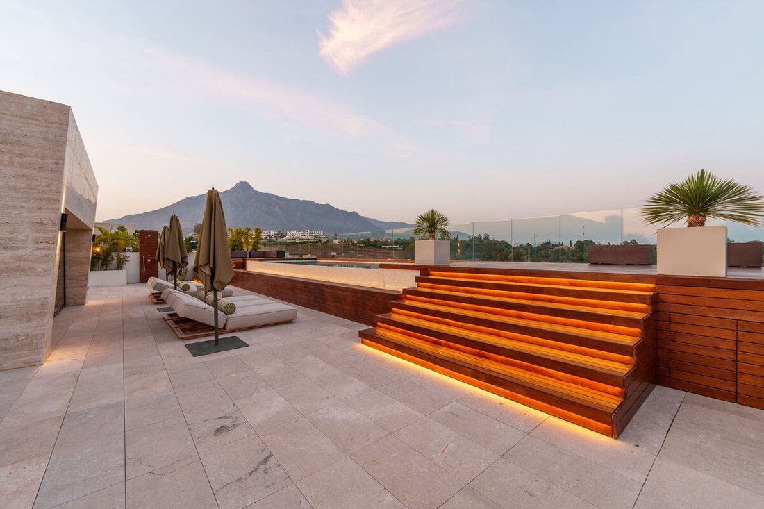 Penthouse in Puerto Banus, Marbella, Spain 3 - 16297885
