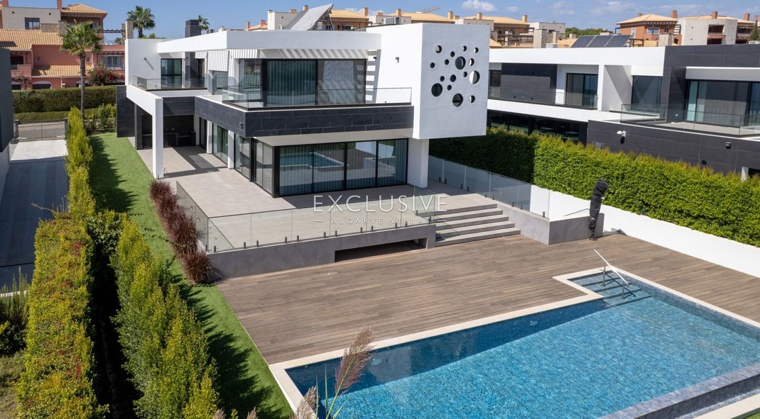 Villa in Vilamoura, Quarteira, Algarve 3 - 16296364
