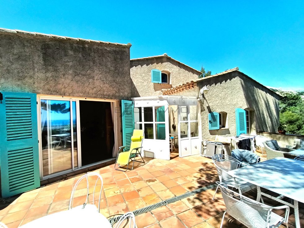 Villa in Hyeres, Provence-Alpes-Côte d'Azur, France 4 - 16297385