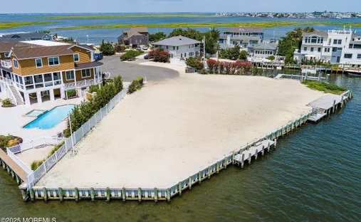 House in Ship Bottom, New Jersey, United States 1