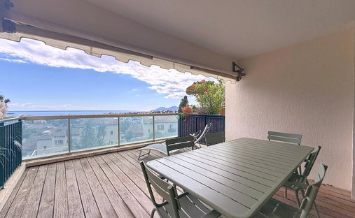 Apartment in Vieux Cannet, Le Cannet, France 1