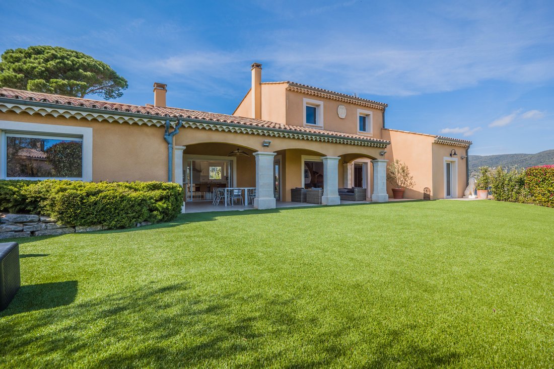 Villa in Ville-Les Saquedes-Le Bouillonnet, Sainte-Maxime, France 2 - 16297517