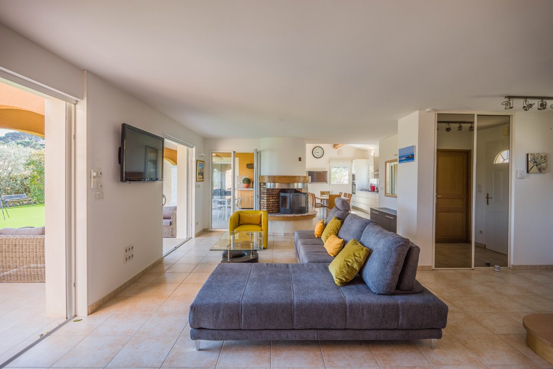 Villa in Ville-Les Saquedes-Le Bouillonnet, Sainte-Maxime, France 5 - 16297517