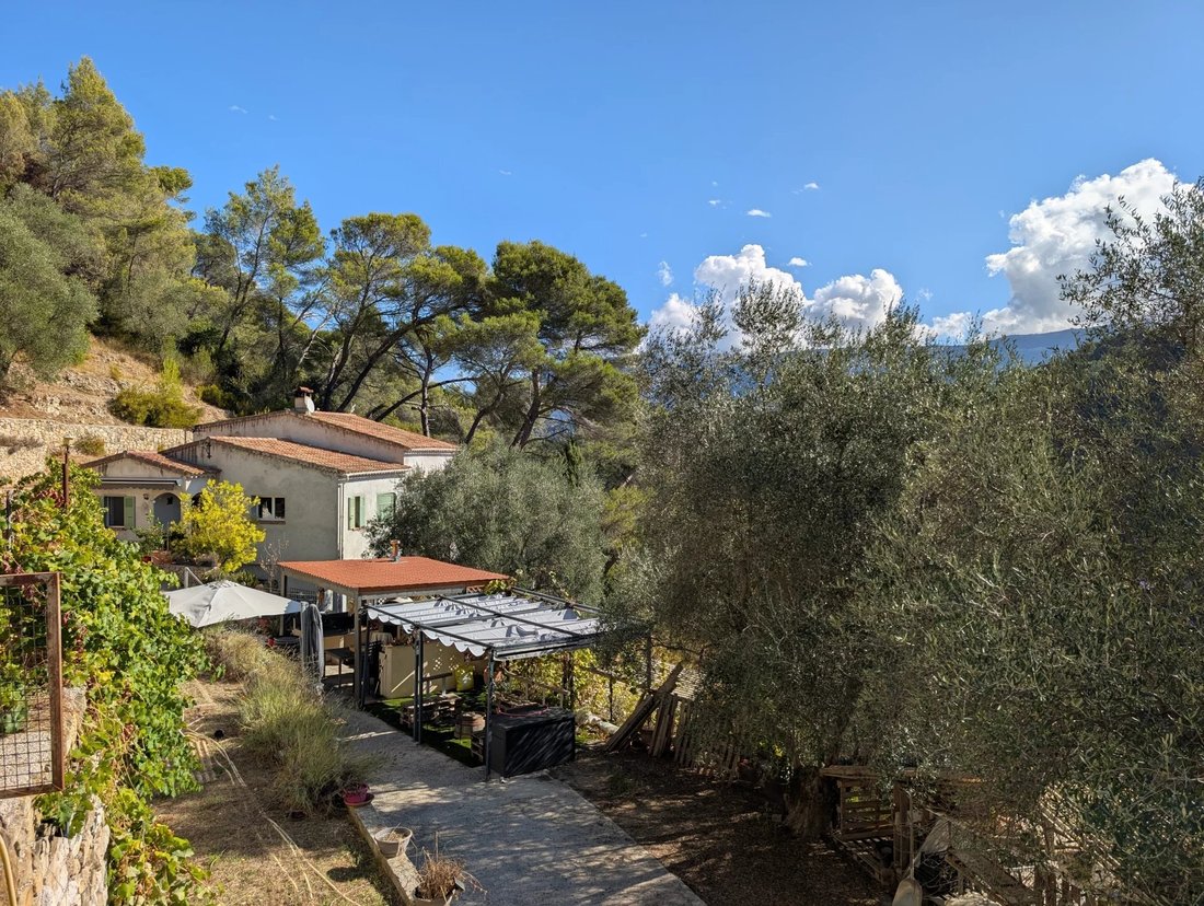 Villa in Cantaron, Provence-Alpes-Côte d'Azur, France 1 - 16296225