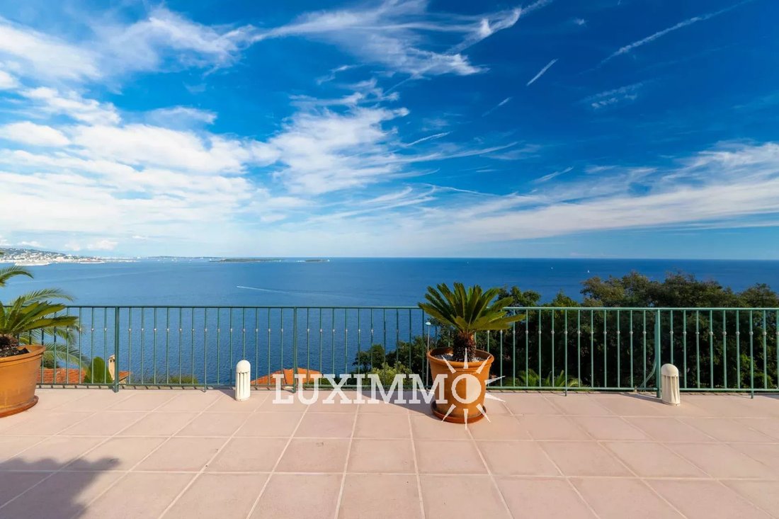 House in Théoule-sur-Mer, Provence-Alpes-Côte d'Azur, France 3 - 16307018