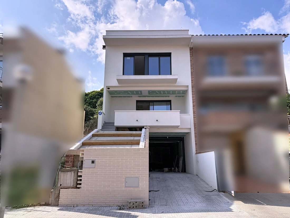 House in Canet De Mar, Catalonia, Spain 2 - 16296133