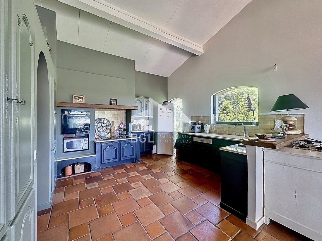 Apartment in Nord Est, Bormes-les-Mimosas, France 2 - 16297572