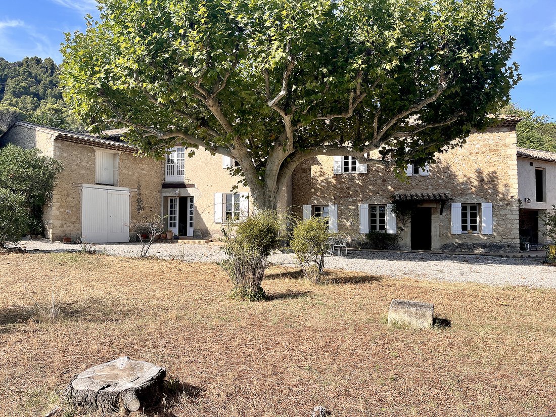 House in Beaumes-de-Venise, Provence-Alpes-Côte d'Azur, France 1 - 16296728