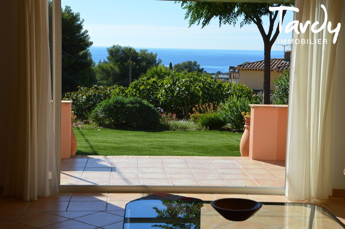 Villa in Bandol, Provence-Alpes-Côte d'Azur, France 1 - 16301513