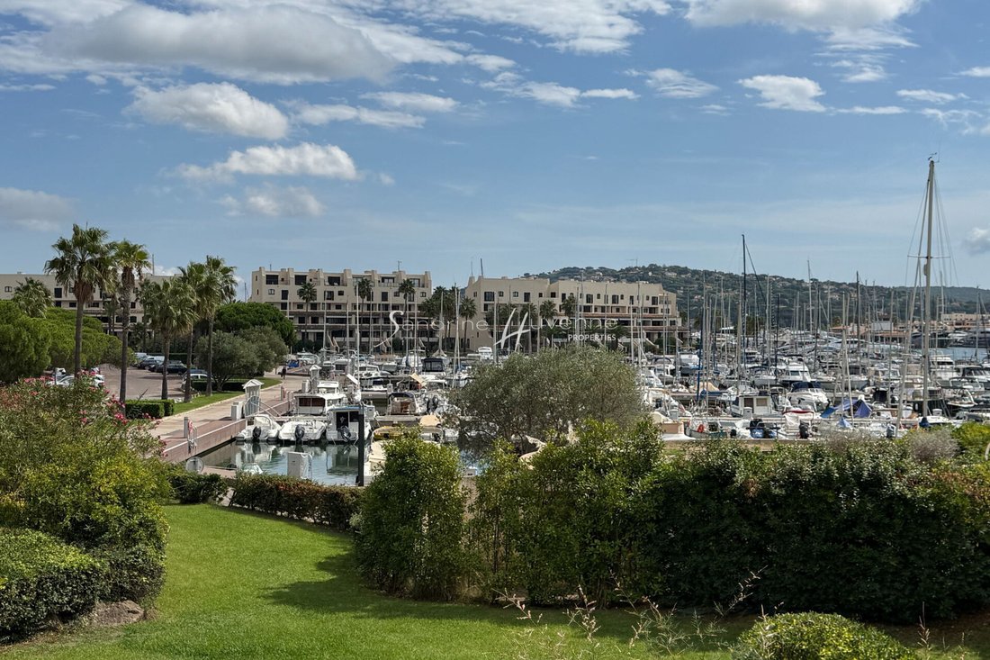 Apartment in Est, Cogolin, France 1 - 16297785