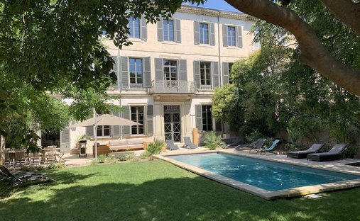 House in Zone Rurale Sud, Carpentras, France 1