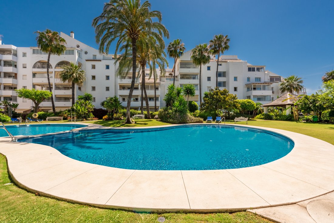 Apartment in Estepona, Andalusia, Spain 1 - 16306969