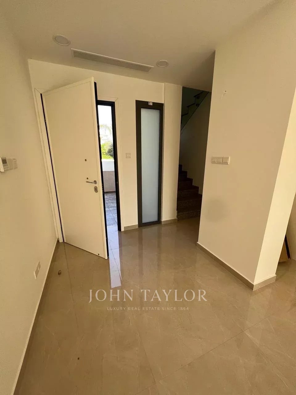 Townhouse in Germasogeia, Limassol, Cyprus 2 - 16296063