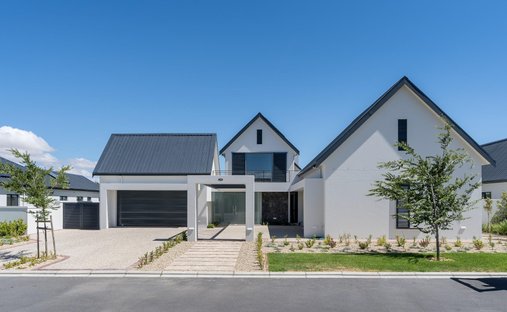 House in Val de Vie, Western Cape, South Africa 1