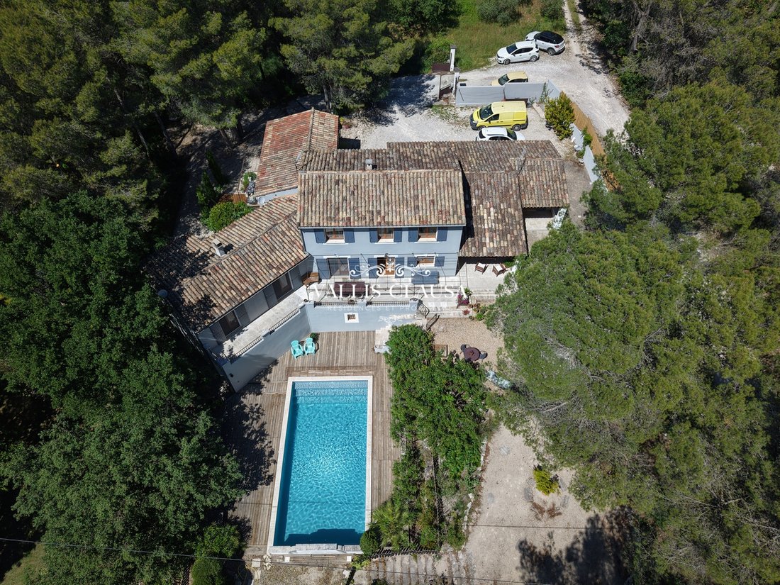 House in Nevons-route d'Apt, L'Isle-sur-la-Sorgue, France 1 - 16296913