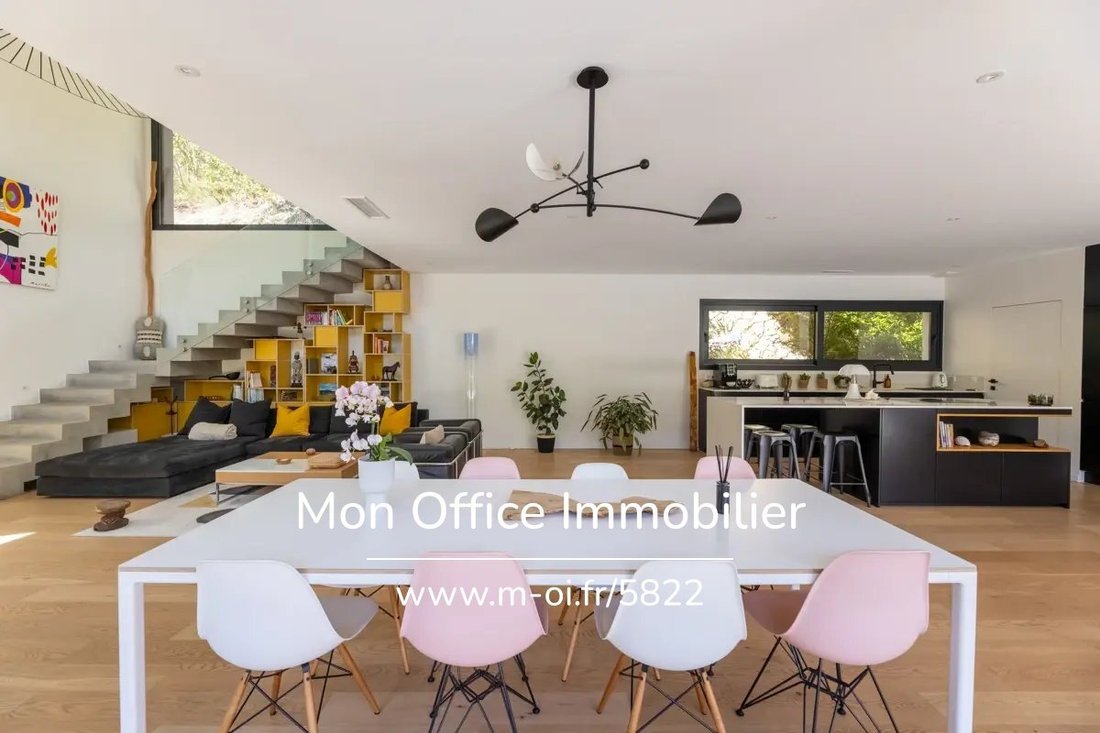 House in Saint-Marc-Jaumegarde, Provence-Alpes-Côte d'Azur, France 4 - 16300079