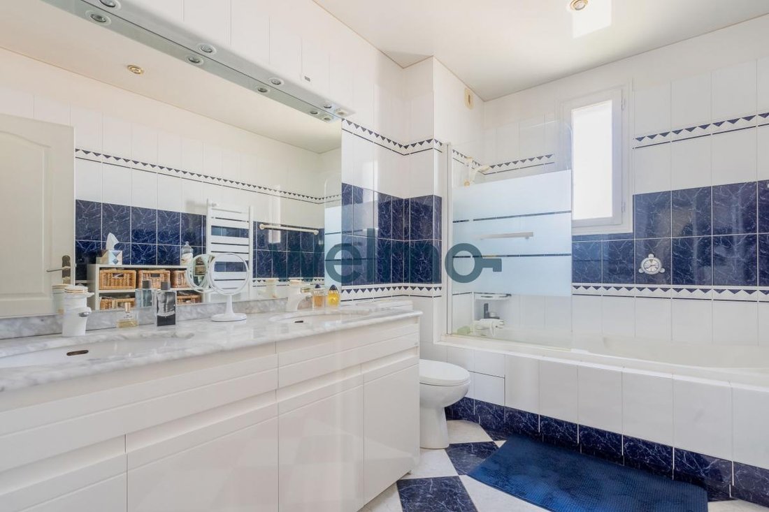 Apartment in Les Pavillons-sous-Bois, Ile-de-France, France 5 - 16300170