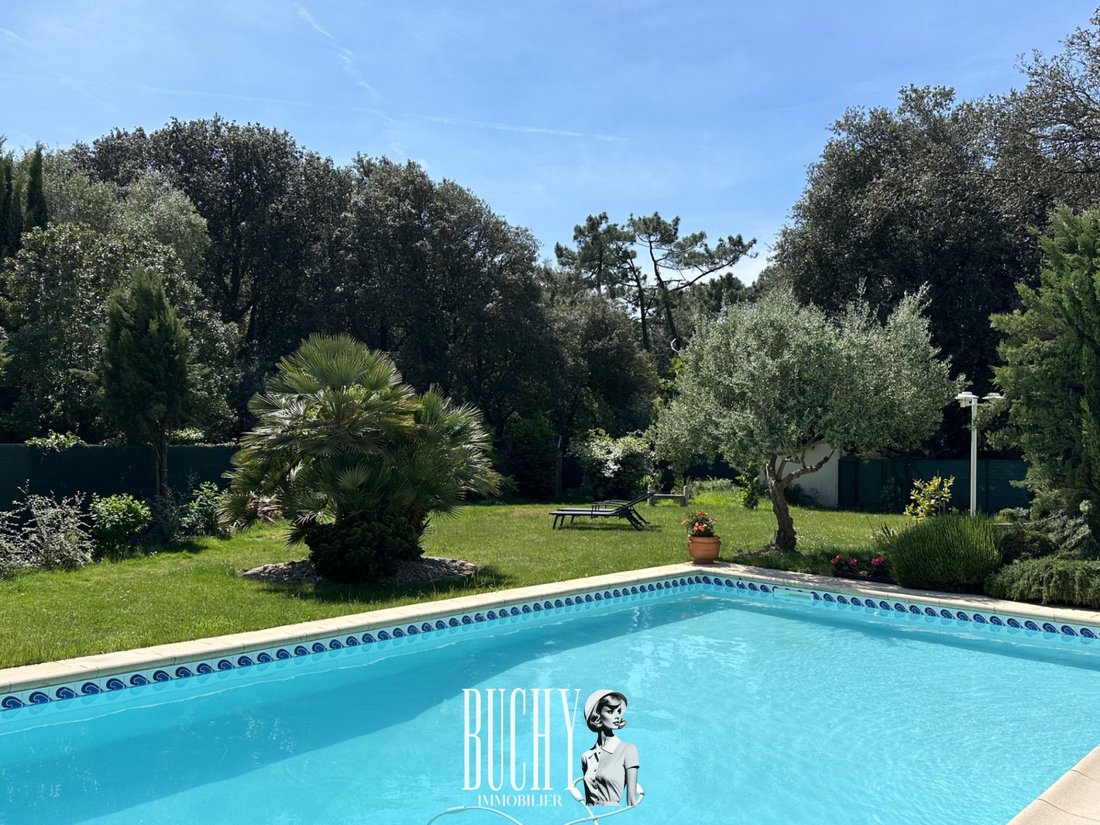 House in Olonne-sur-Mer, Les Sables-d'Olonne, France 1 - 16297685