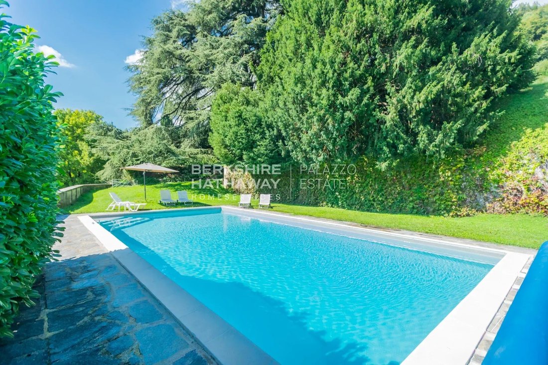 Villa in Proserpio, Lombardy, Italy 2 - 16301182