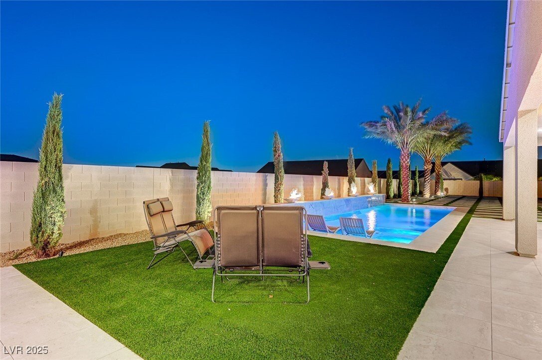 House in Las Vegas, Nevada, United States 5 - 16300969