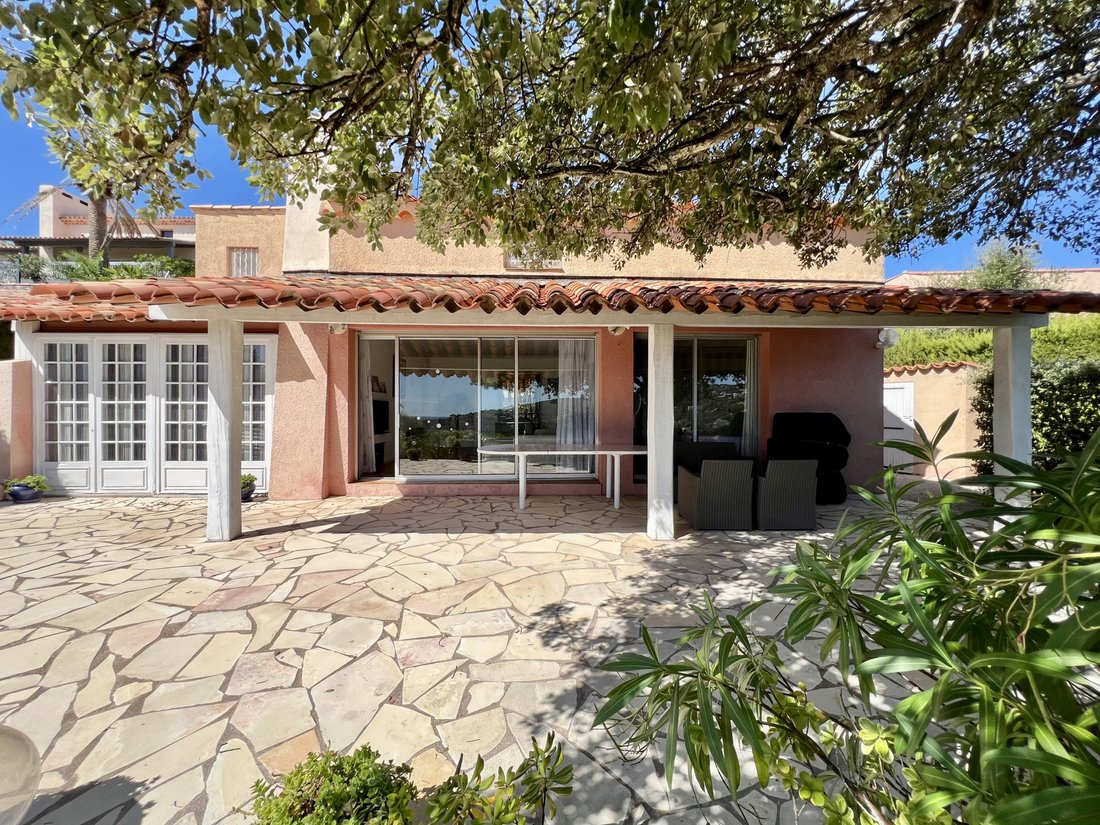 Villa in Les Issambres, Roquebrune-sur-Argens, France 1 - 16296499