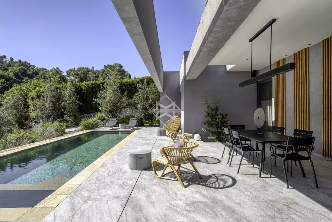 Villa in Valbonne, Provence-Alpes-Côte d'Azur, France 2 - 16296281