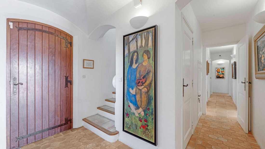 House in Le Plan-de-la-Tour, Provence-Alpes-Côte d'Azur, France 4 - 16306157