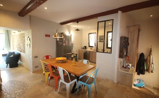 House in La Cadiere-d'Azur, Provence-Alpes-Côte d'Azur, France 1