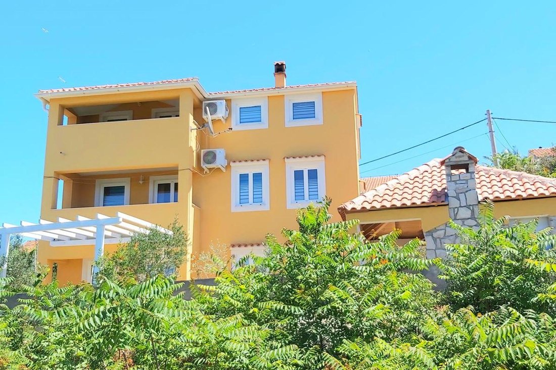 Villa in Cunski, Primorje-Gorski Kotar County, Croatia 1 - 16305757