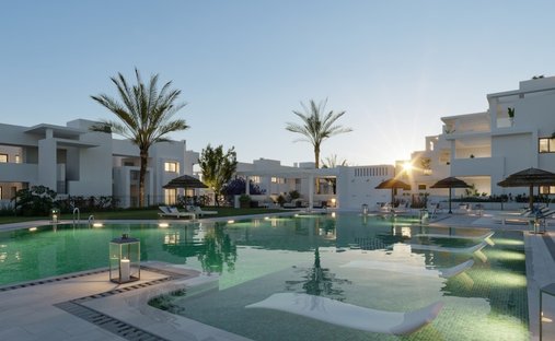 Penthouse in Estepona, Andalusia, Spain 1
