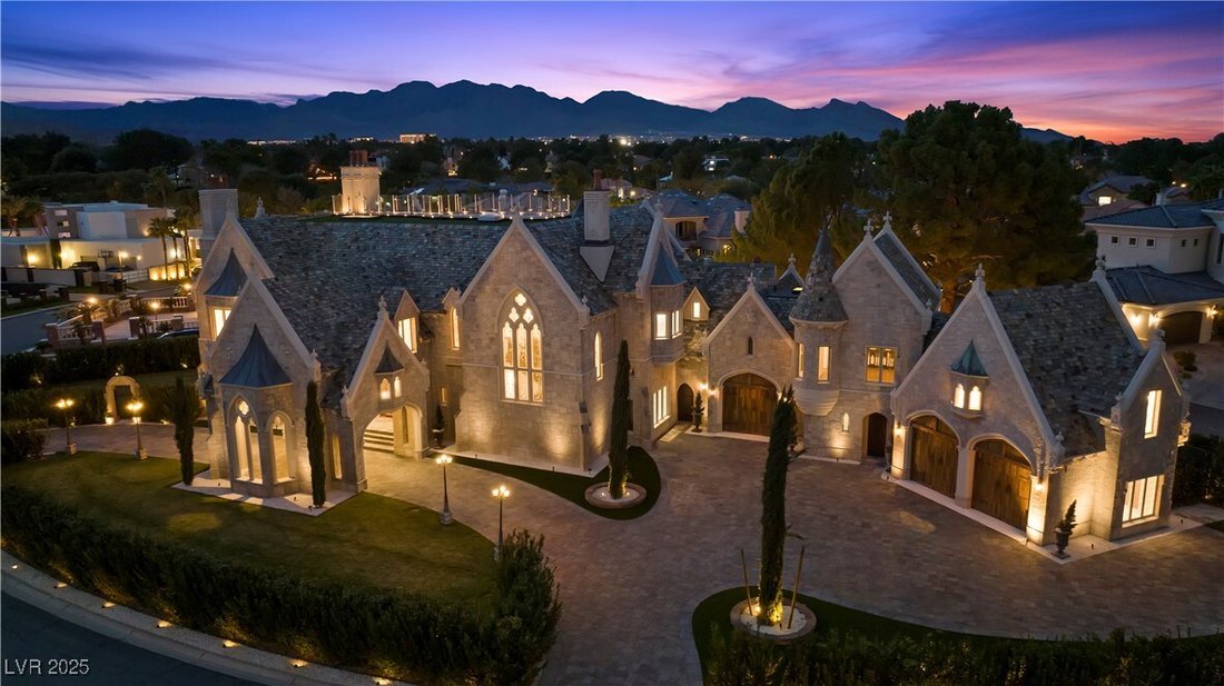 House in Las Vegas, Nevada, United States 1 - 16300902