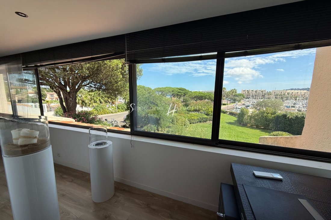 Apartment in Est, Cogolin, France 4 - 16297785