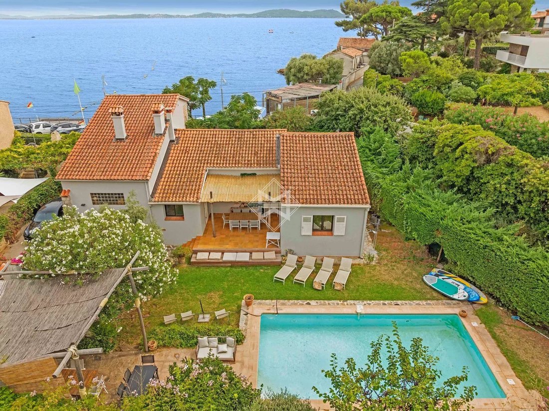 Villa in French Riviera, Provence-Alpes-Côte d'Azur, France 2 - 16297865