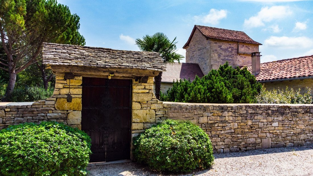House in Caylus, Occitania, France 1 - 16276746