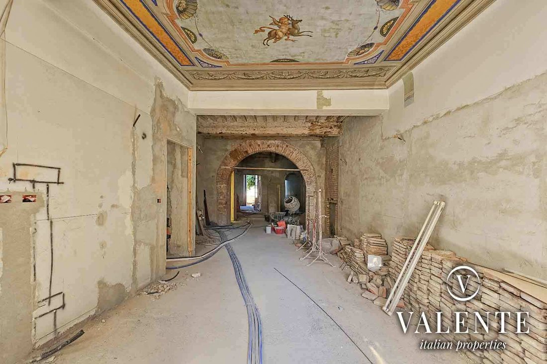 Apartment in Historic Center, Lucca, Tuscany 4 - 16296121